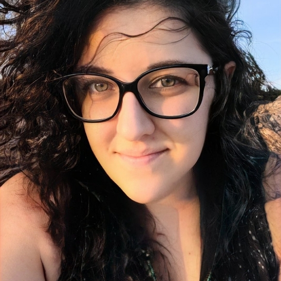 Meet Your Posher - Picture 1 of 1